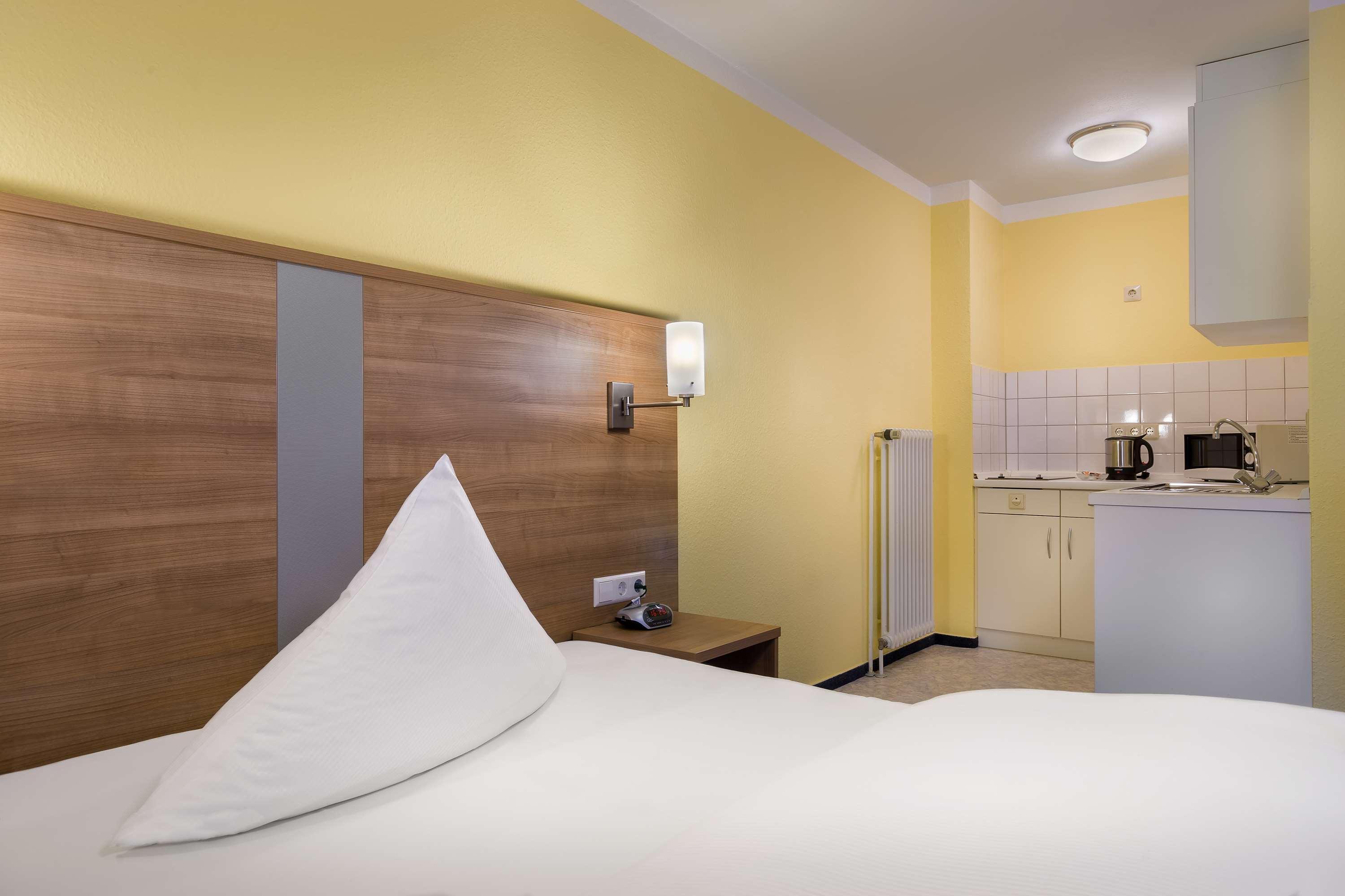 Acora Karlsruhe Zentrum Living The City - Apartments Zewnętrze zdjęcie