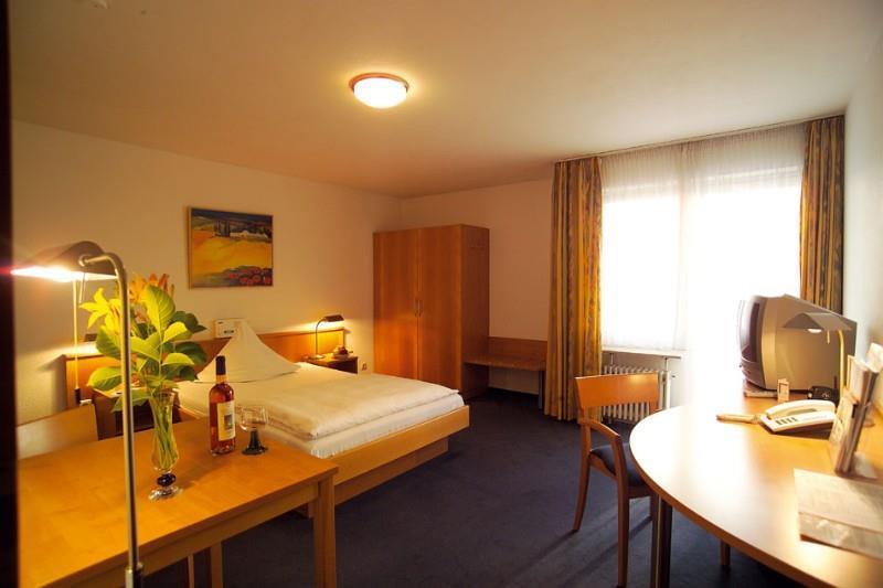Acora Karlsruhe Zentrum Living The City - Apartments Zewnętrze zdjęcie