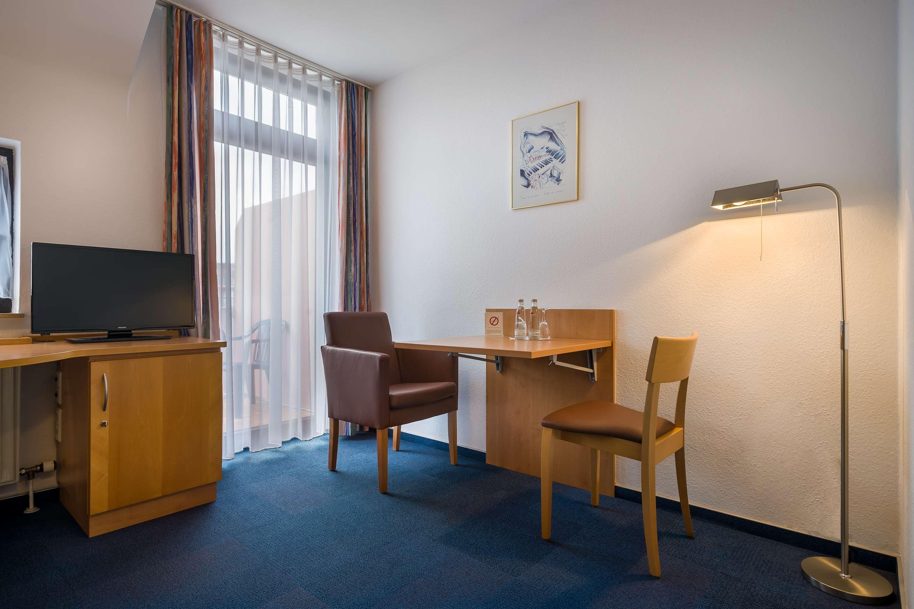 Acora Karlsruhe Zentrum Living The City - Apartments Zewnętrze zdjęcie
