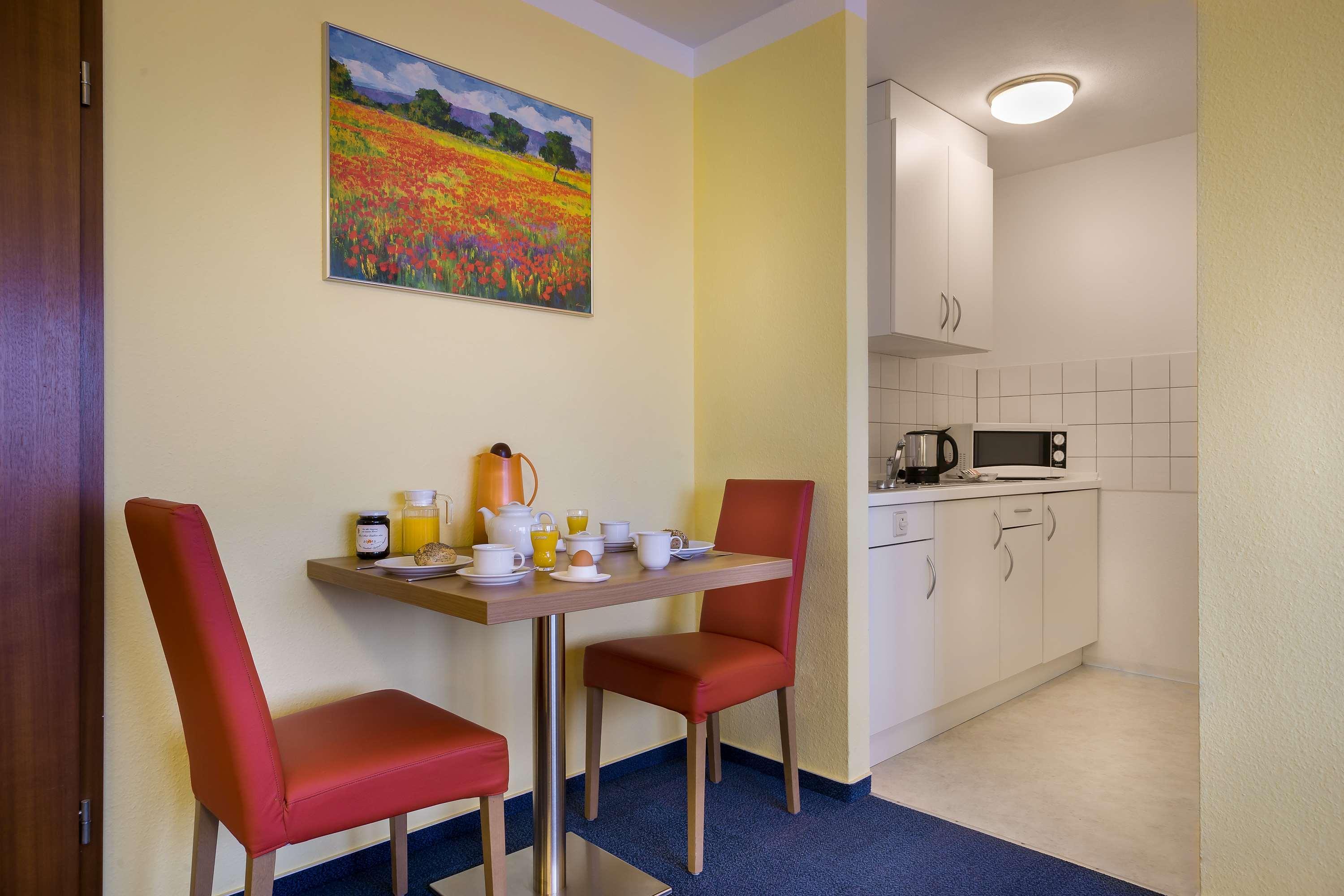 Acora Karlsruhe Zentrum Living The City - Apartments Zewnętrze zdjęcie